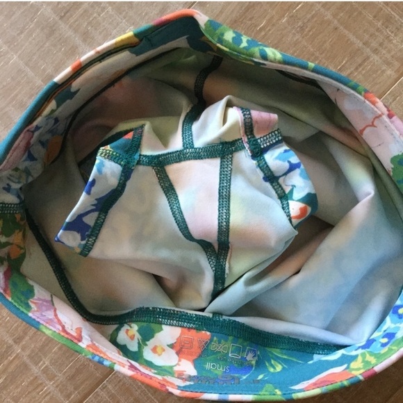 Show Me Your Mumu Activewear Shorts Floral - Picture 4 of 7